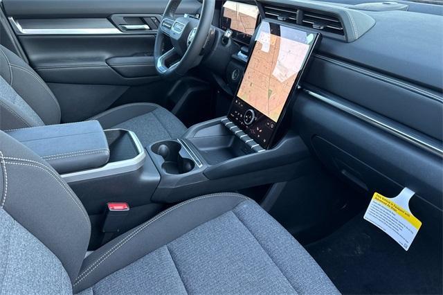 Vehicle image 13 of 23