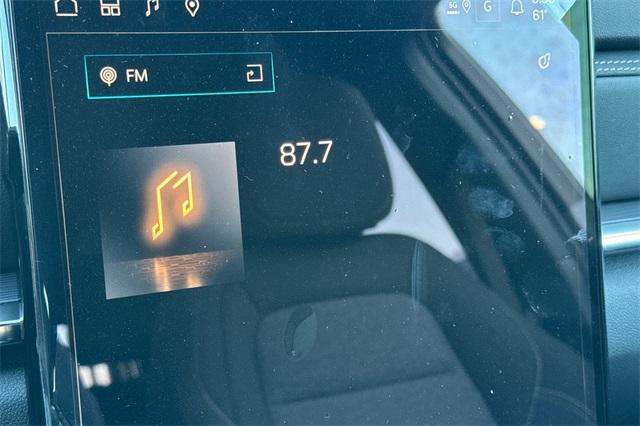 Vehicle image 15 of 23