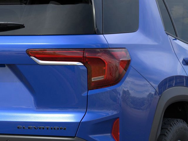 Vehicle image 11 of 24