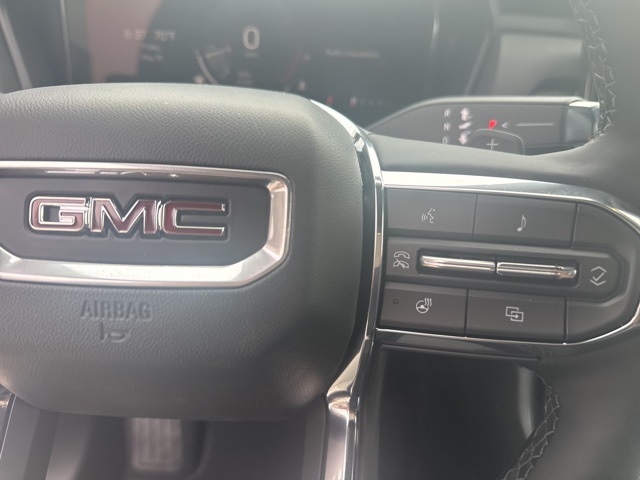 Vehicle image 16 of 28
