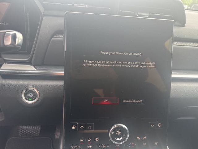 Vehicle image 18 of 28