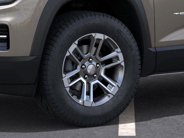 Vehicle image 9 of 24