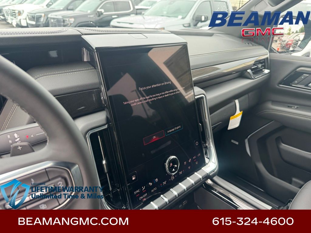 Vehicle image 18 of 43
