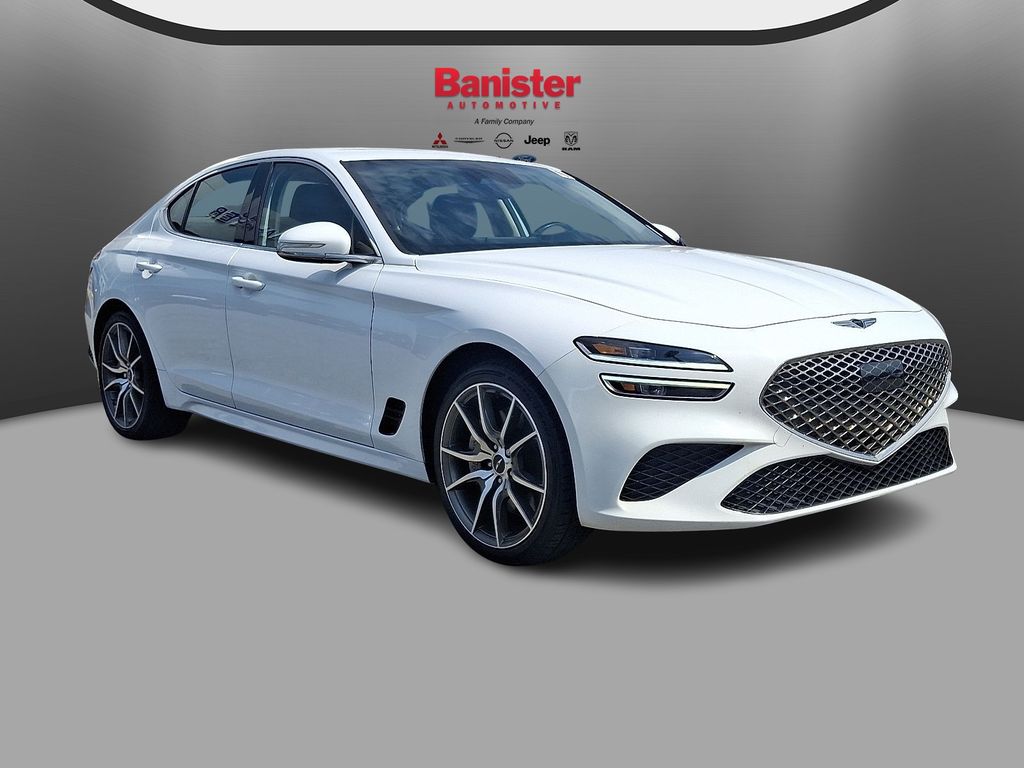 2025 Genesis G70 2.5T Image 3 of 30
