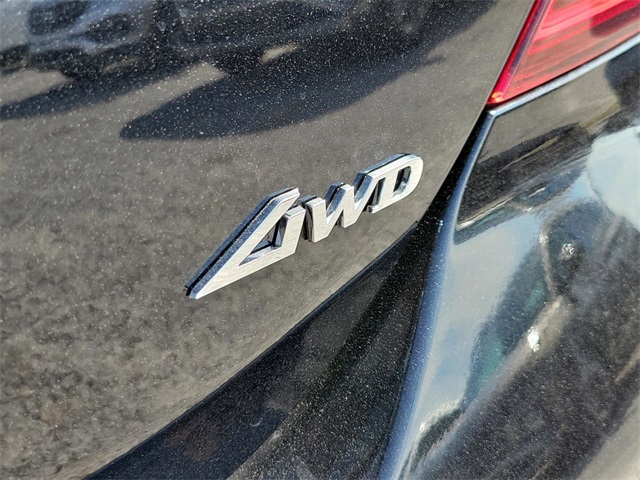 Vehicle image 26 of 34