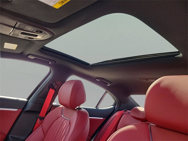 Vehicle image 9 of 34