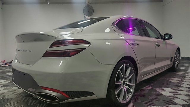 2025 Genesis G70 2.5T Image 8 of 25