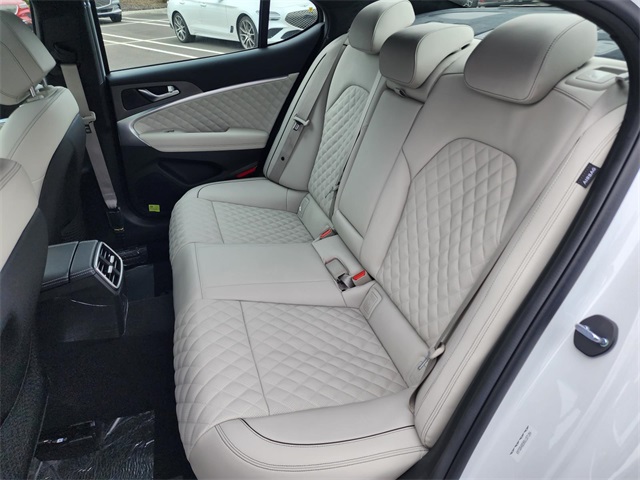2025 Genesis G70 3.3T Sport Advanced Image 11 of 12