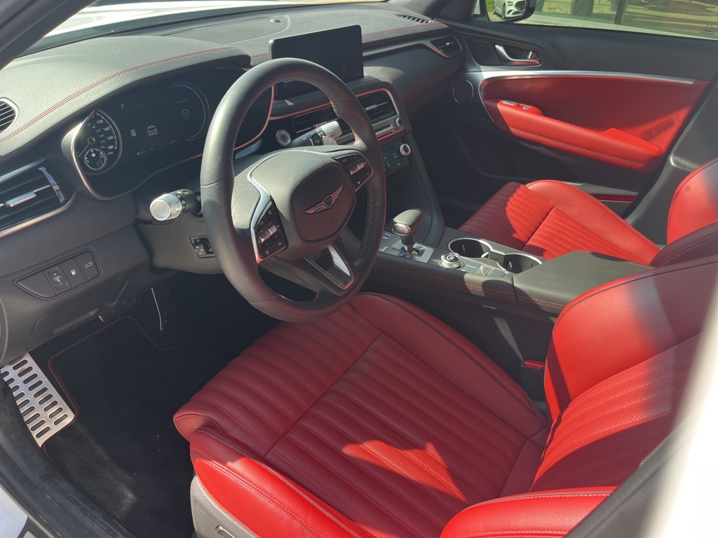 2025 Genesis G70 3.3T Sport Advanced Image 24 of 26