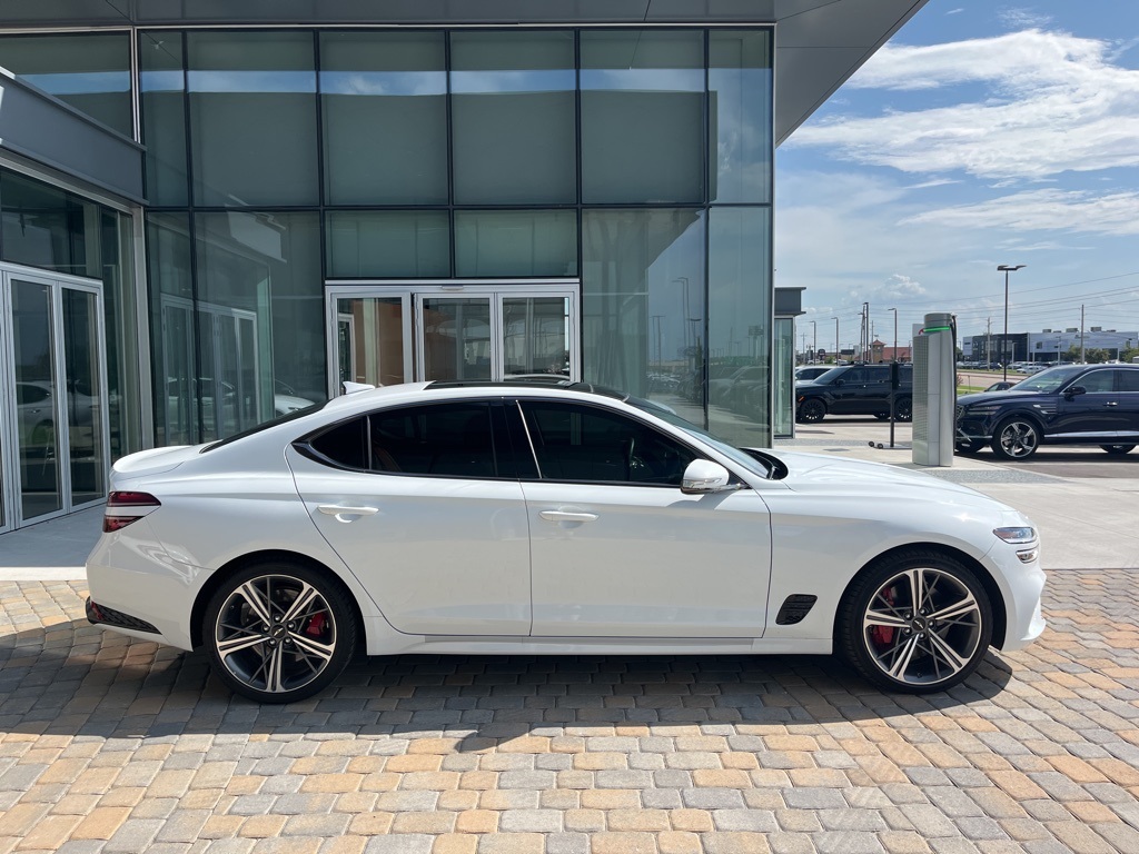 2025 Genesis G70 3.3T Sport Advanced Image 4 of 26
