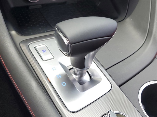 Vehicle image 17 of 30