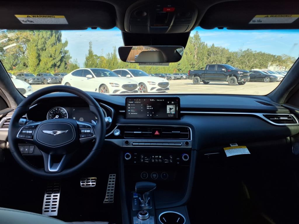 Vehicle image 15 of 35