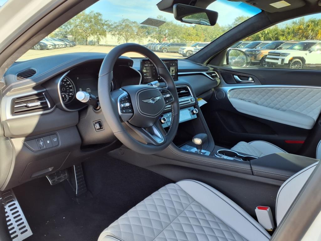 Vehicle image 12 of 35