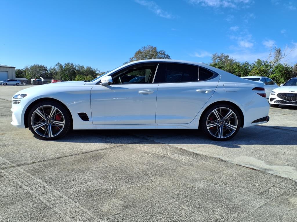 Vehicle image 8 of 35