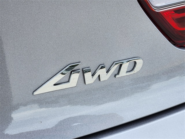 2025 Genesis G80 2.5T Image 20 of 23