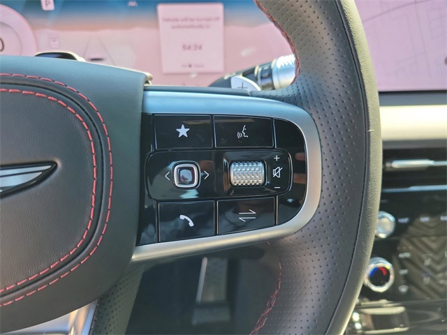 Vehicle image 26 of 30