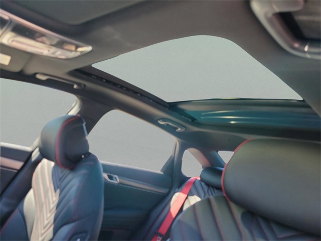 Vehicle image 9 of 30