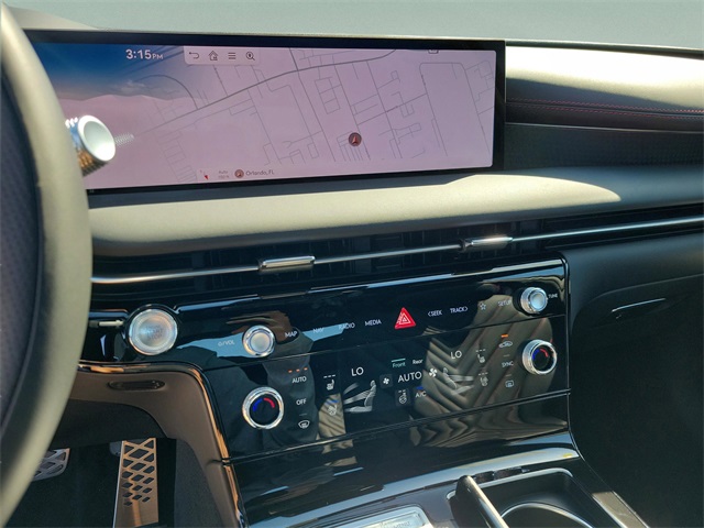 Vehicle image 15 of 30