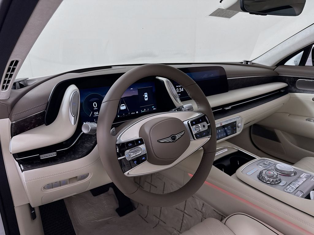 Vehicle image 18 of 36