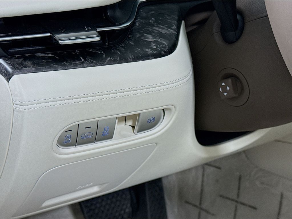 Vehicle image 36 of 36