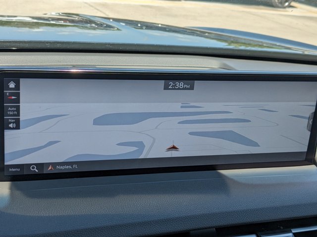 Vehicle image 26 of 30