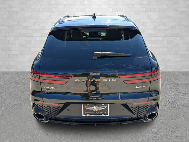 Vehicle image 3 of 31