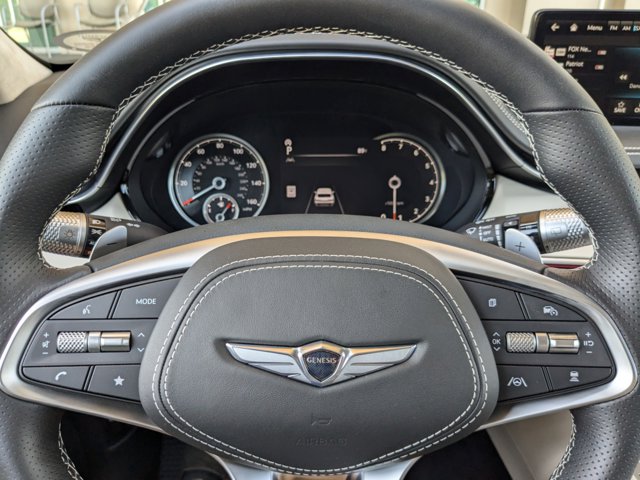 Vehicle image 23 of 31