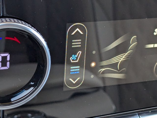 Vehicle image 29 of 31