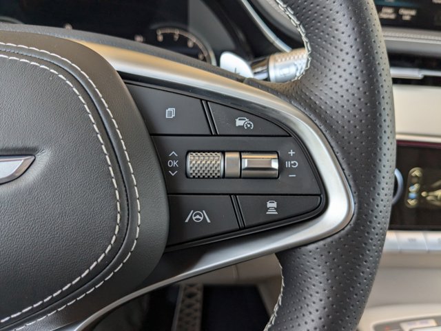 Vehicle image 22 of 31