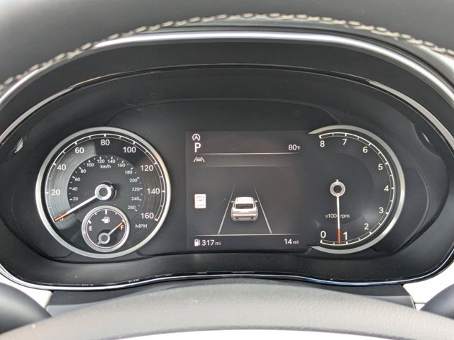 Vehicle image 24 of 31