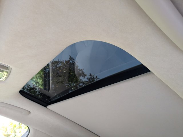 Vehicle image 19 of 31