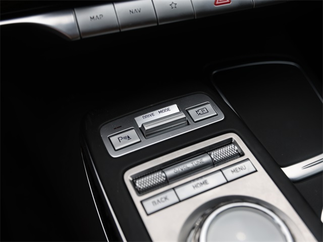 2025 Genesis GV70 3.5T Sport Image 27 of 36