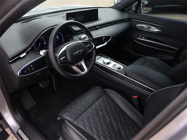 2025 Genesis GV70 3.5T Sport Image 13 of 36