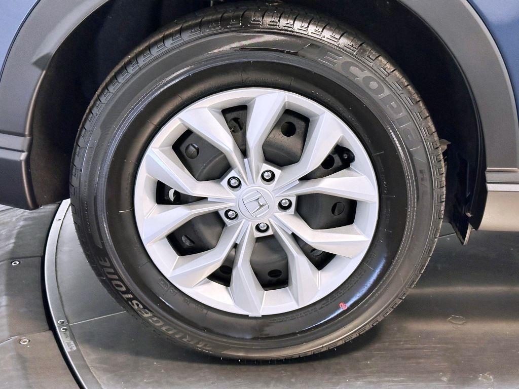 Vehicle image 11 of 25
