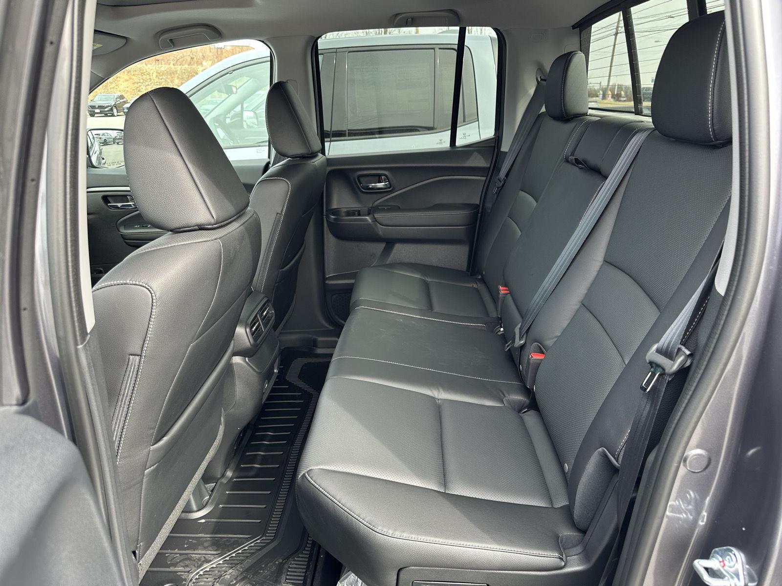 Vehicle image 10 of 29
