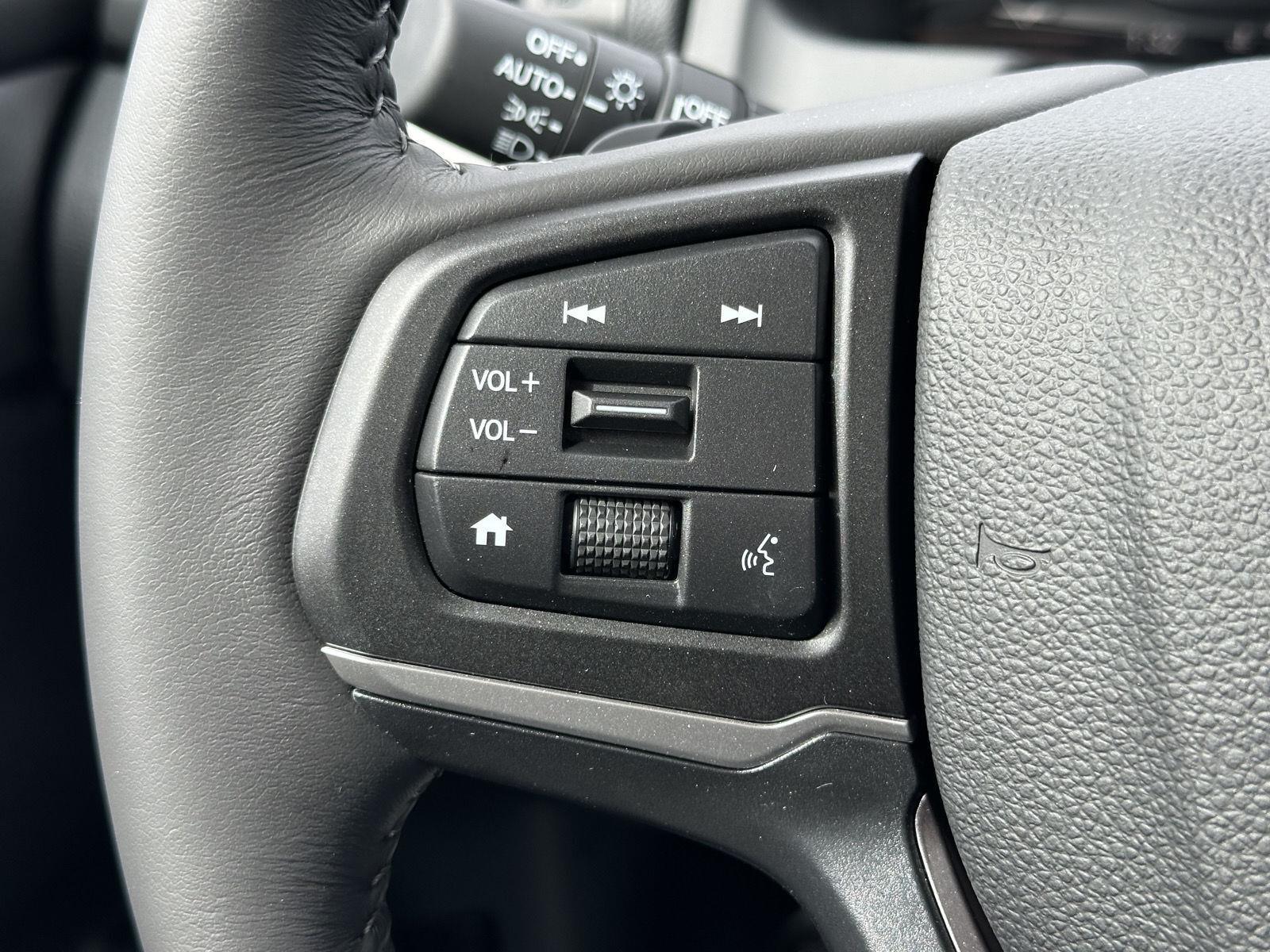 Vehicle image 18 of 29
