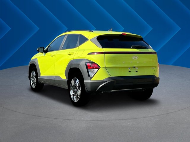 Vehicle image 10 of 20