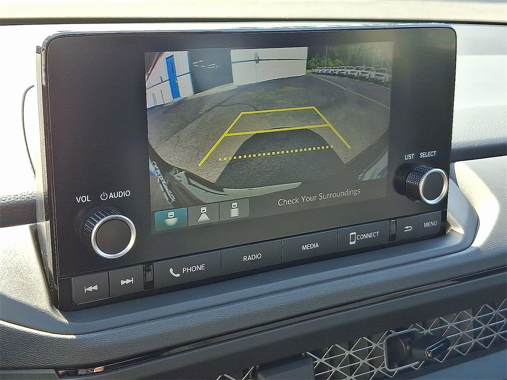 Vehicle image 7 of 11