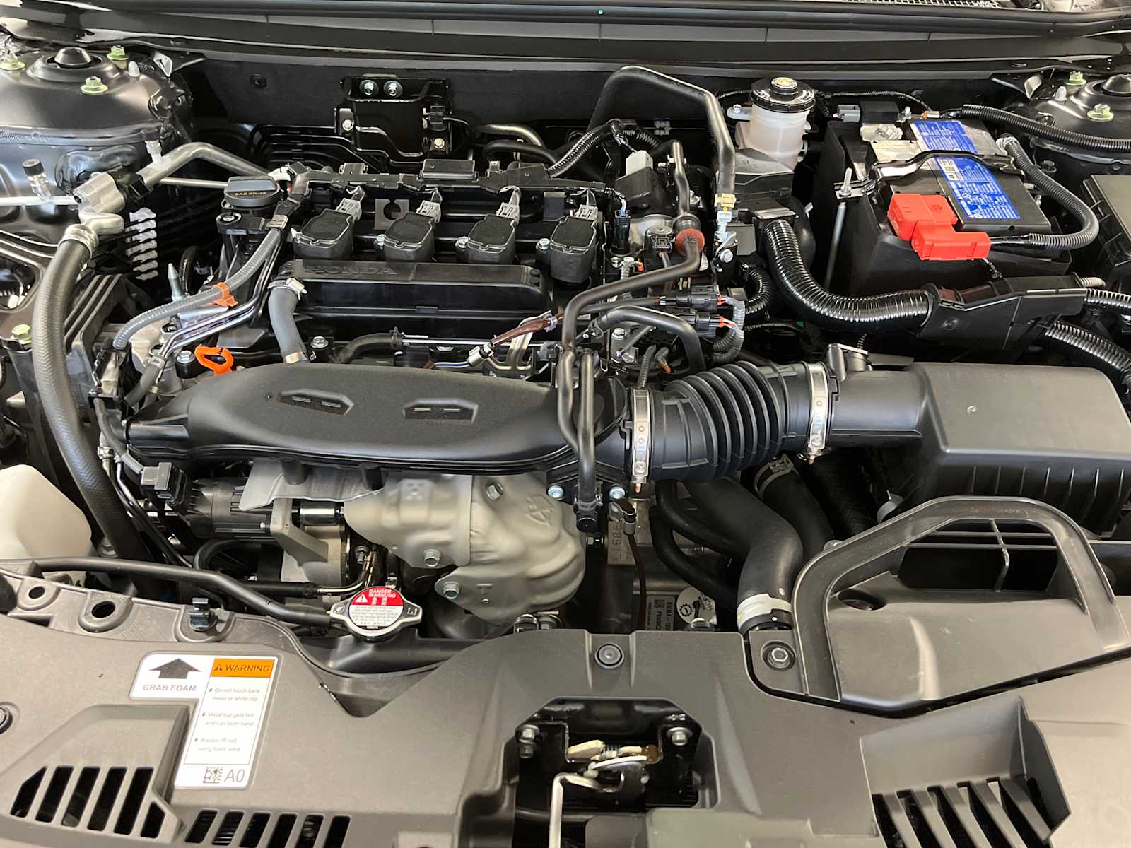 Vehicle image 11 of 28