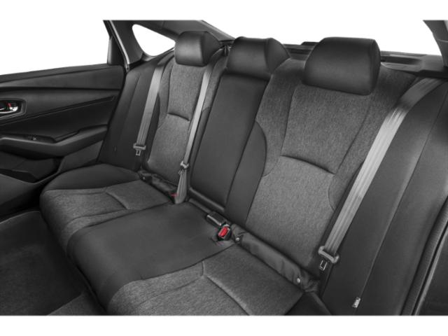 Vehicle image 8 of 15