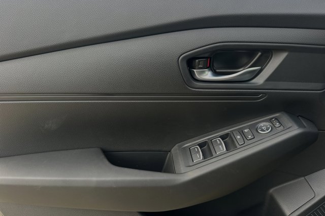 Vehicle image 11 of 29