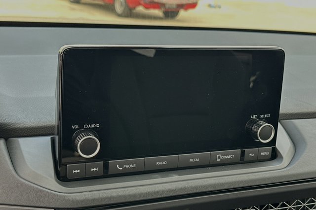 Vehicle image 20 of 29