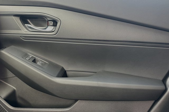 Vehicle image 19 of 29