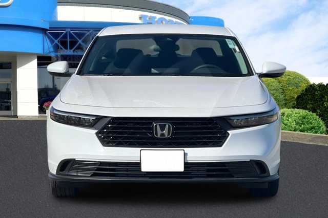 Vehicle image 2 of 29