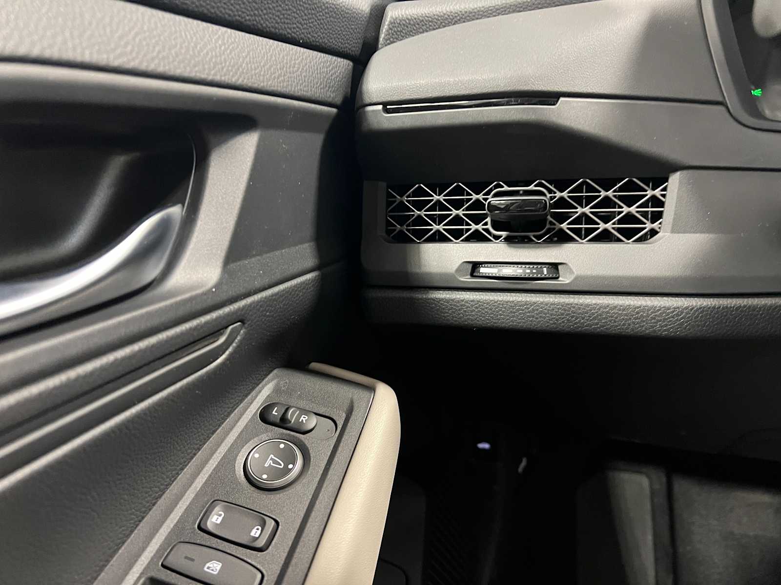 2025 Honda Accord LX Image 24 of 27