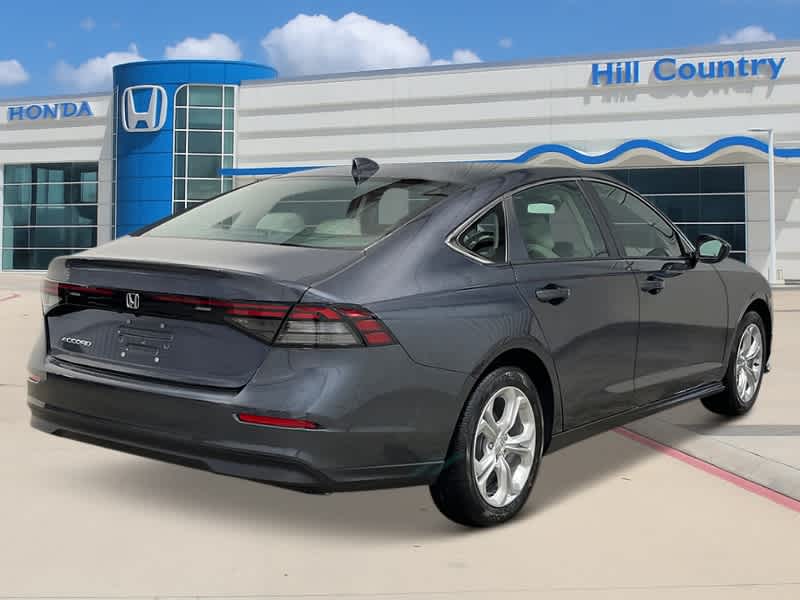 2025 Honda Accord LX Image 5 of 27