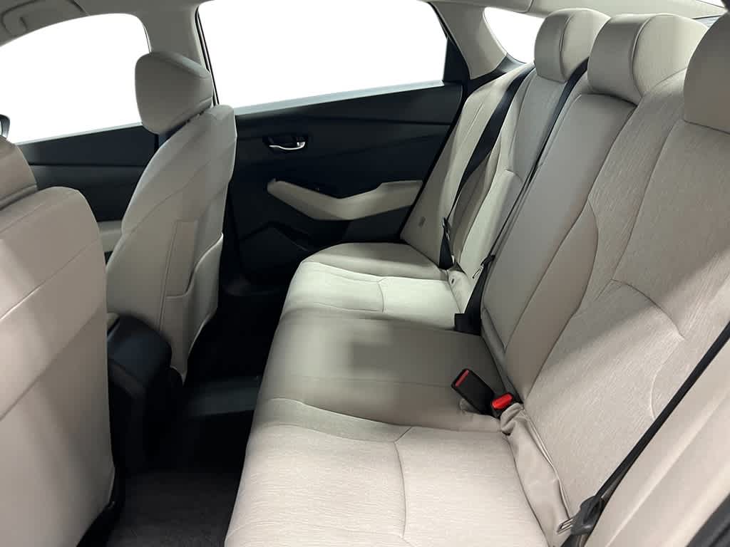 2025 Honda Accord LX Image 12 of 27