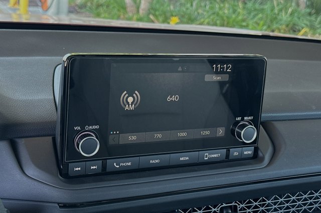 Vehicle image 20 of 31
