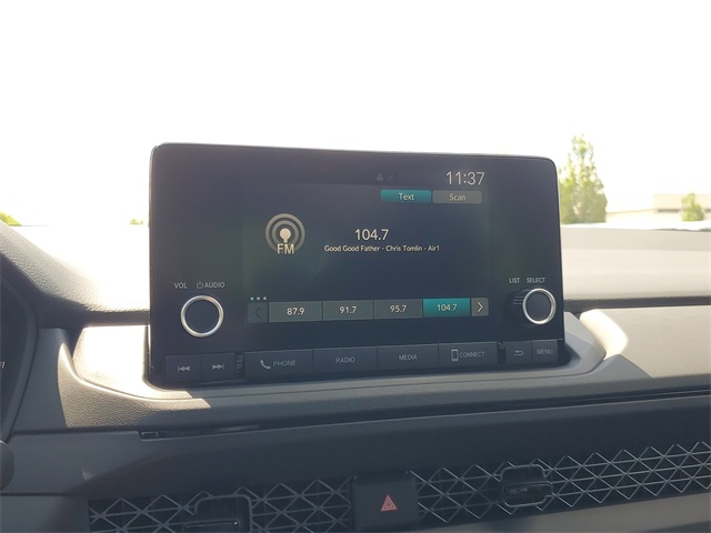 Vehicle image 19 of 27