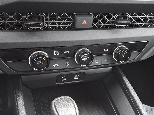 2025 Honda Accord LX Image 13 of 15